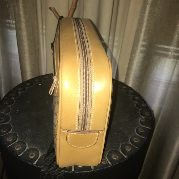 NWT!! Vintage RARE!!!  GG web logo cosmetic case/clutch - Picture 5 of 9